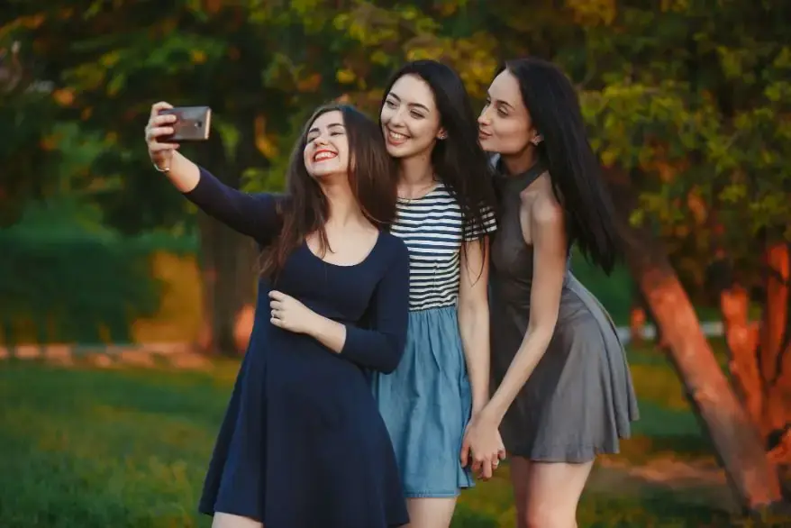 make friends and avoid college mistakes