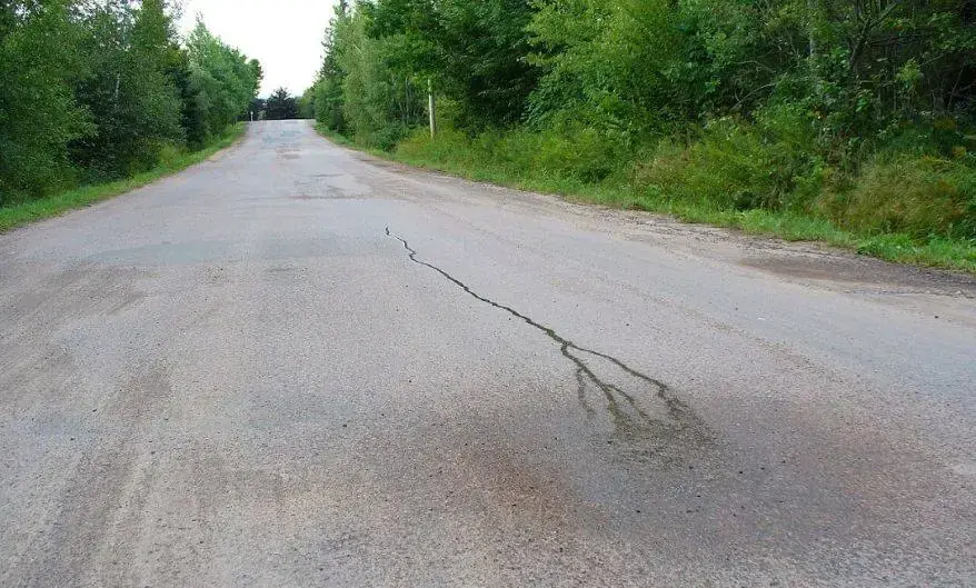 Water running uphill at Magnetic Hill in New Brunswick (Source: Wikipedia)